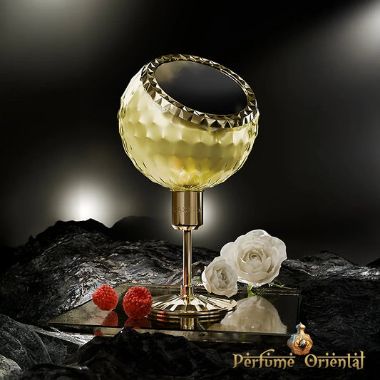 MIRAAT de NASEEM – Perfume floral oriental con frambuesa, jazmín, rosa, almizcle y ámbar gris