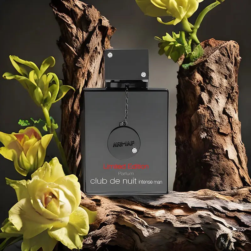 club de nuit intense man limited edition foto