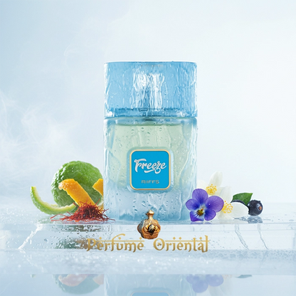 Botella de perfume FREEZE de RIIFFS 100 ml sobre fondo helado, con bergamota, azafrán, violeta y flores blancas | Perfume Oriental”