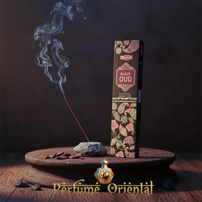 TRIDEV Velvet Black Oud Incienso Masala – Aroma intenso de oud natural para meditación y purificación espiritual.