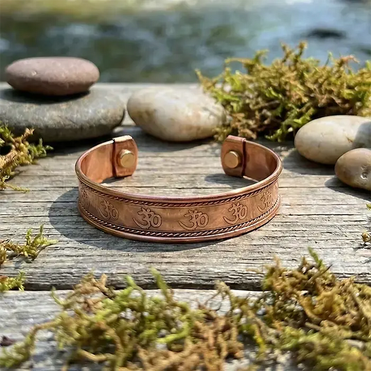 Pulsera de Cobre con Imán Om – Equilibrio y Paz Interior AURYSTONE