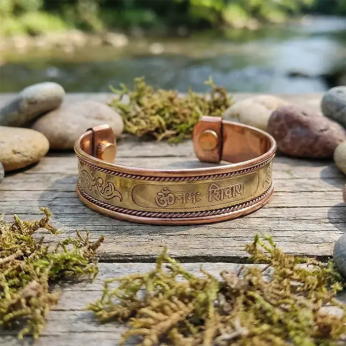 pulsera-de-cobre-con-iman-om-namah-shivaya-joyeria-espiritual-aurystone