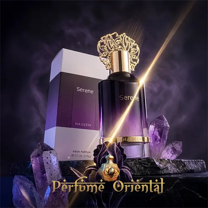Serene Aqua 55ml Naseem perfume oriental sin alcohol con frasco degradado púrpura y cristales amatista en fondo oscuro elegante